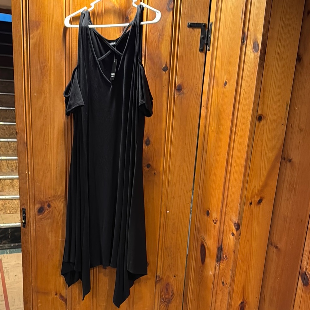 NWT Cold Shoulder T Dress w/ Asymmetrical Hem